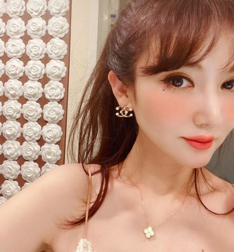 Durable Chanel Earrings 224085