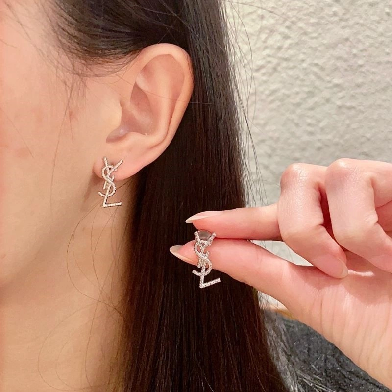 Casual Chanel Earrings 224068