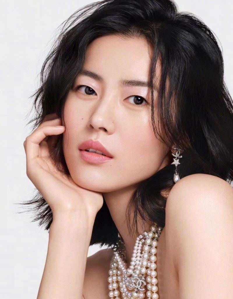 Chanel Earrings Supportive 224056