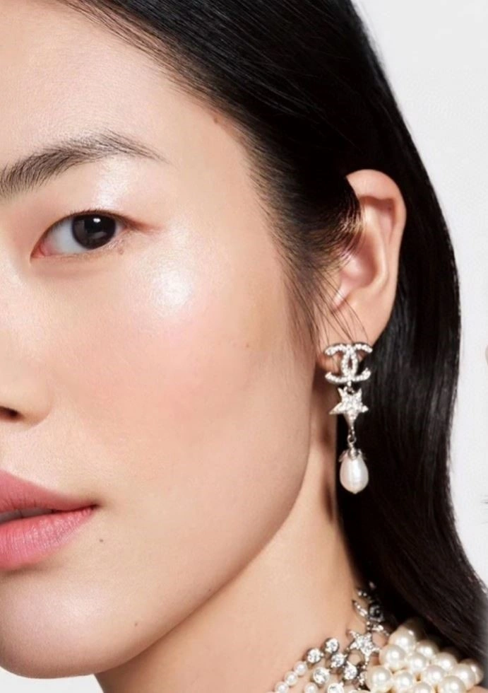 Chanel Earrings Supportive 224056