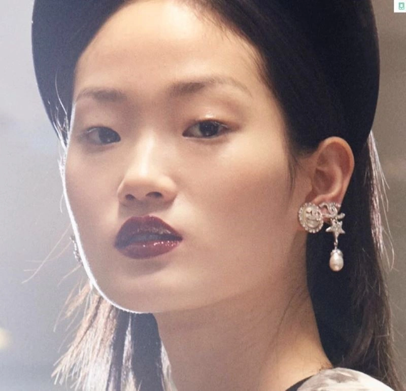 Chanel Earrings Supportive 224056