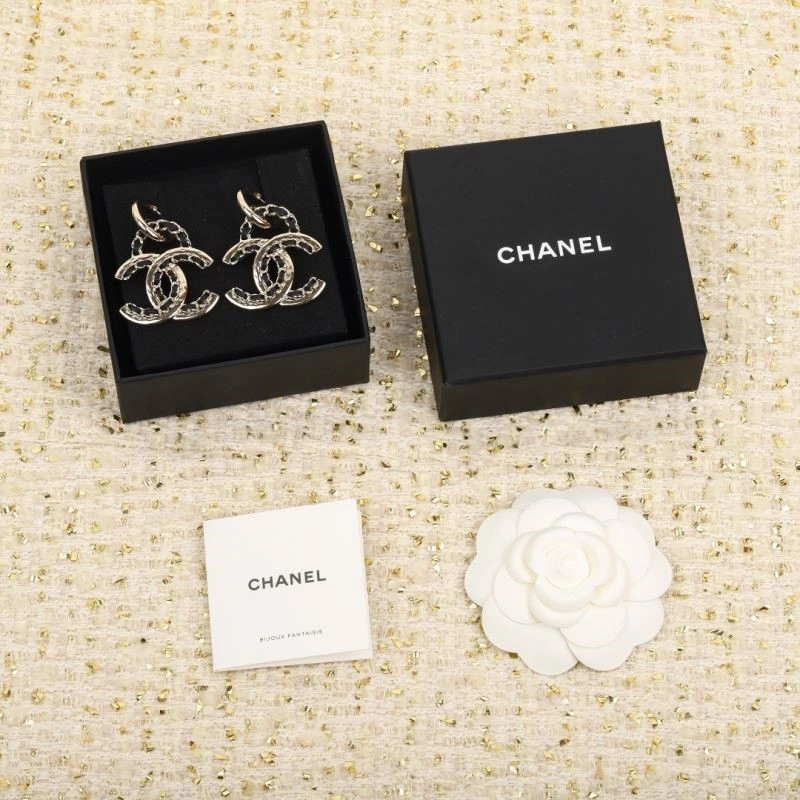 Chanel Earrings ModernLook 224063