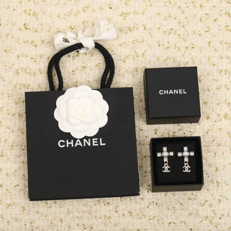 Cozy Chanel Earrings 224091