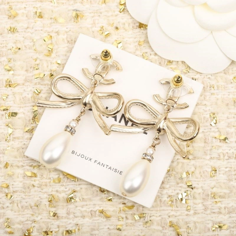 Comfortable Chanel Earrings 224094