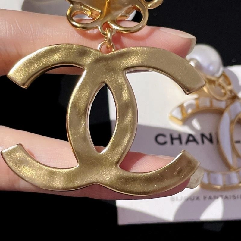 MoistureWicking Chanel Earrings 224043