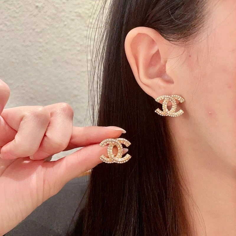 RelaxedFit Chanel Earrings 224023