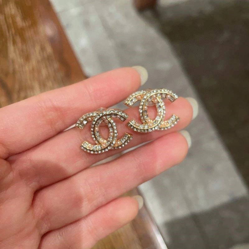 RelaxedFit Chanel Earrings 224023