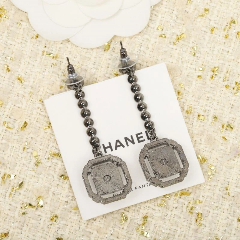 Timeless Chanel Earrings 224017