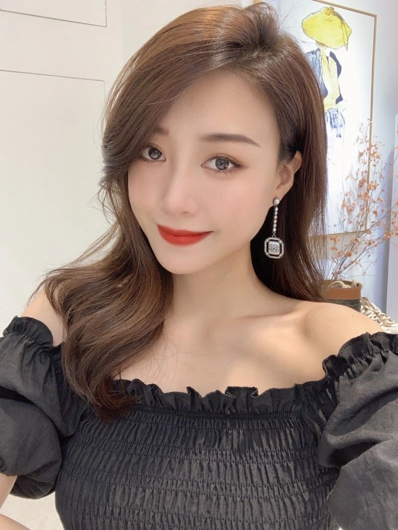 Timeless Chanel Earrings 224017