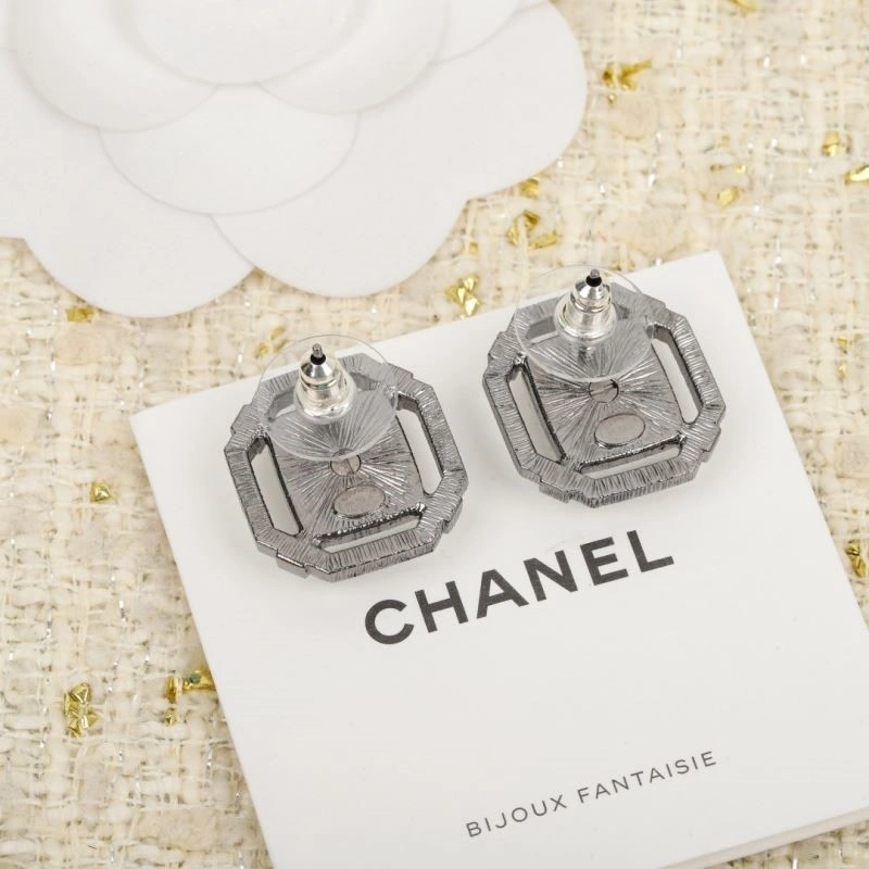 Bright Chanel Earrings 224010