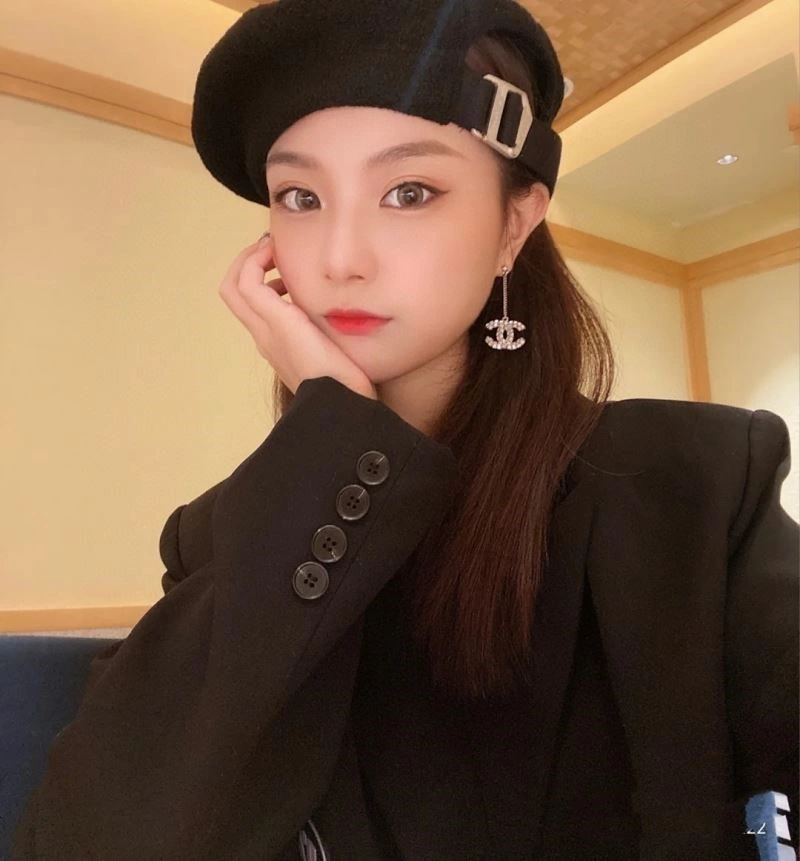 Comfortable Chanel Earrings 224007