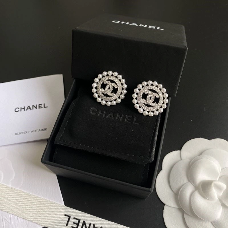 Resilient Chanel Earrings 224006