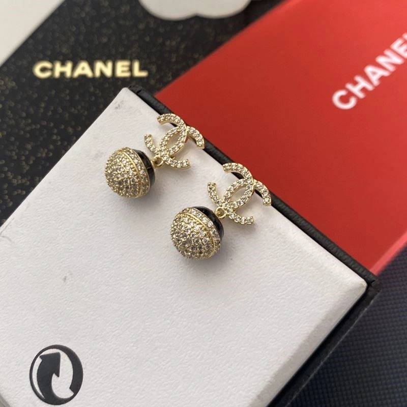 Chanel Earrings SmartChoice 224039