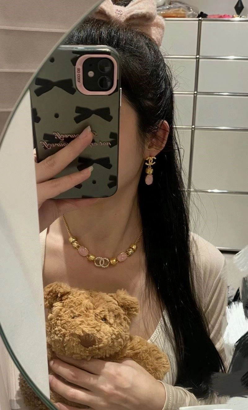 Chanel Earrings WaterResistant 224008