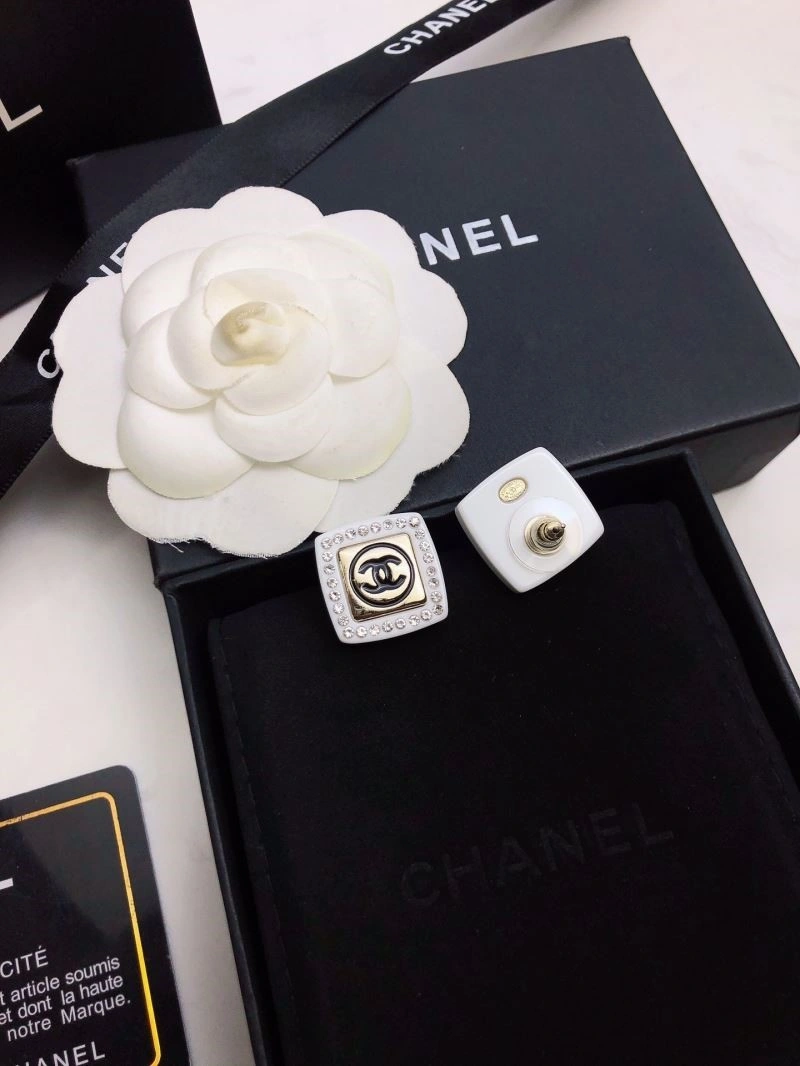 GoAnywhere Chanel Earrings 223973