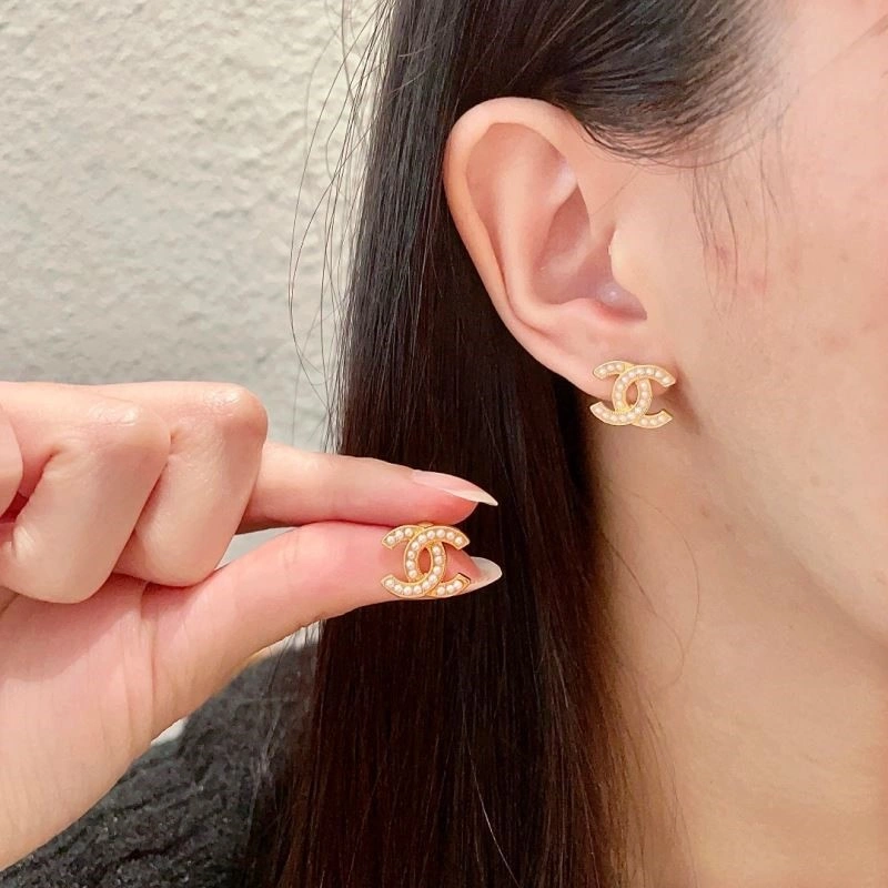 RelaxedFit Chanel Earrings 223966