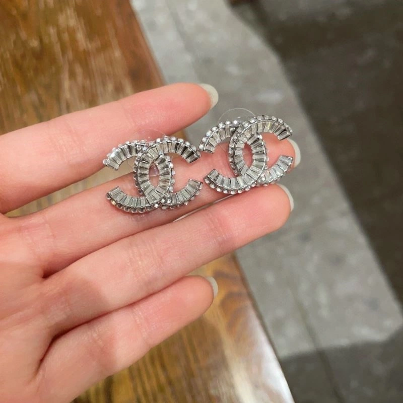 Chanel Earrings Durable 223998