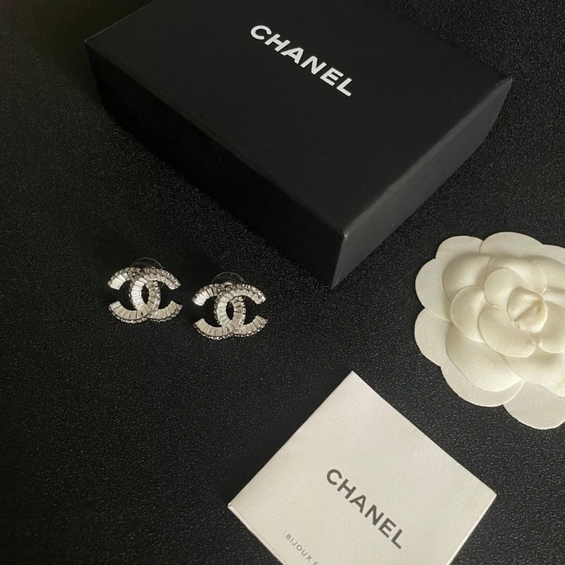 Chanel Earrings Durable 223998