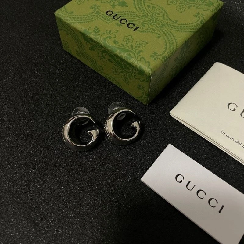 Chanel Earrings Compact 223948
