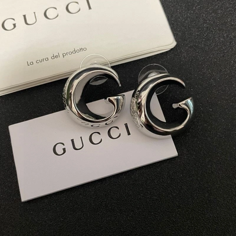 Chanel Earrings Compact 223948