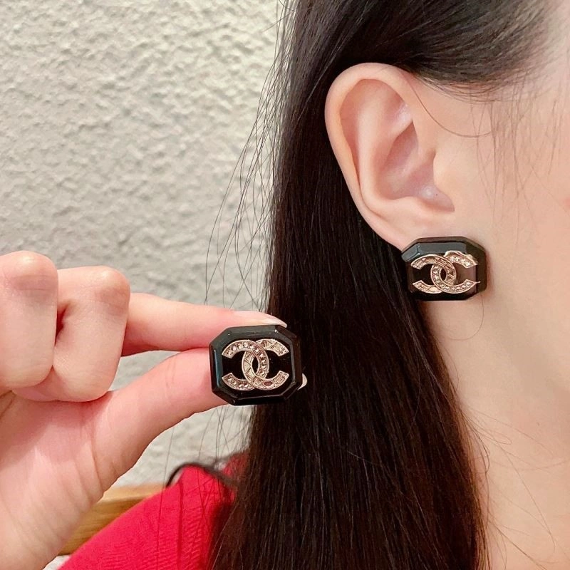 NewStyle Chanel Earrings 223946