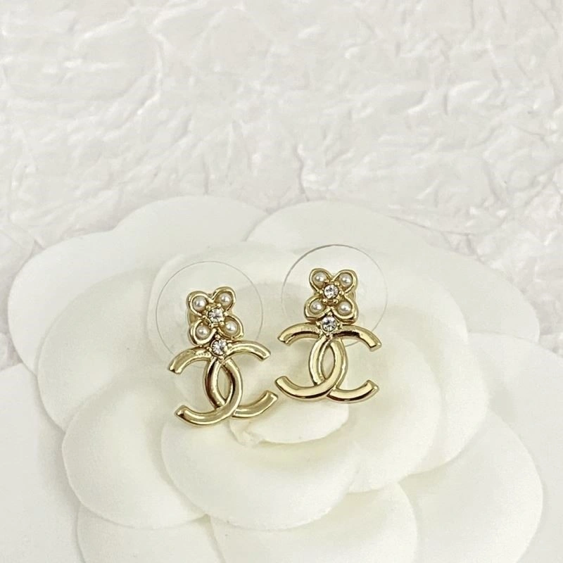 Youthful Chanel Earrings 223941