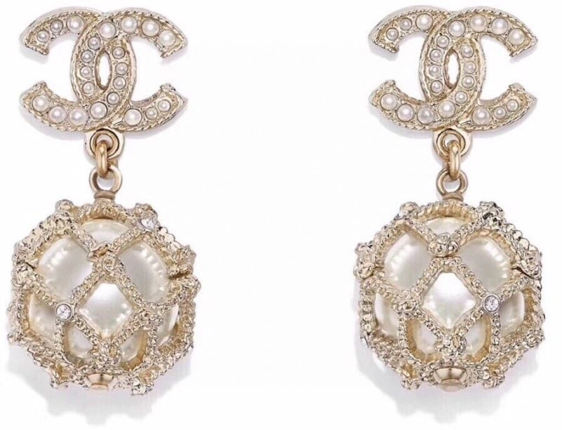Chanel Earrings Fashionable 223943