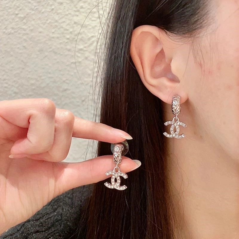Popular Chanel Earrings 223988