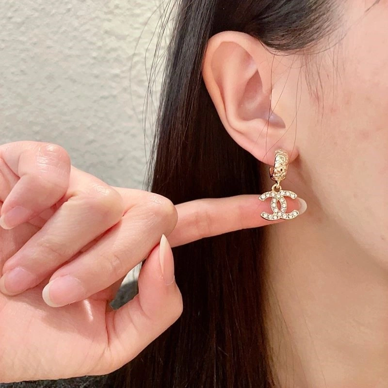 Supportive Chanel Earrings 223921
