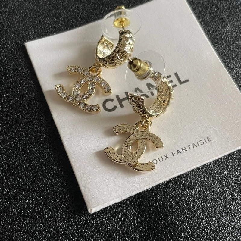 Supportive Chanel Earrings 223921