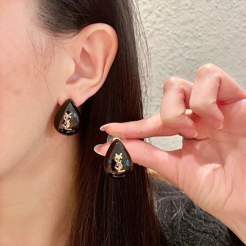 Chanel Earrings Durable 223915