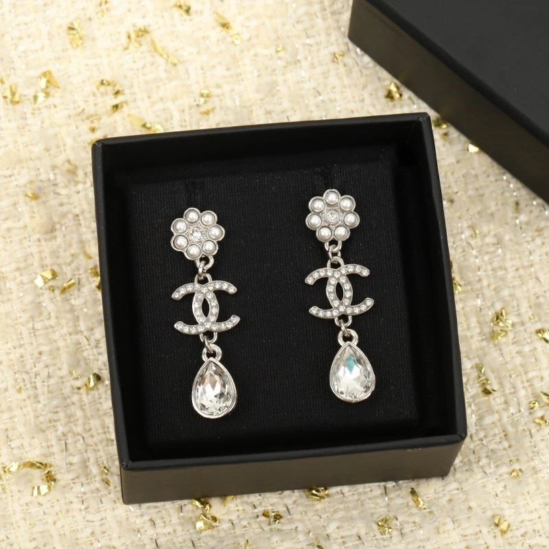 Chanel Earrings Minimalist 223906