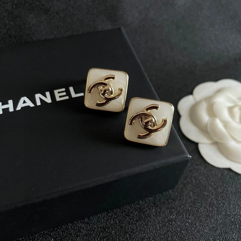 Chanel Earrings EasyMatch 223894