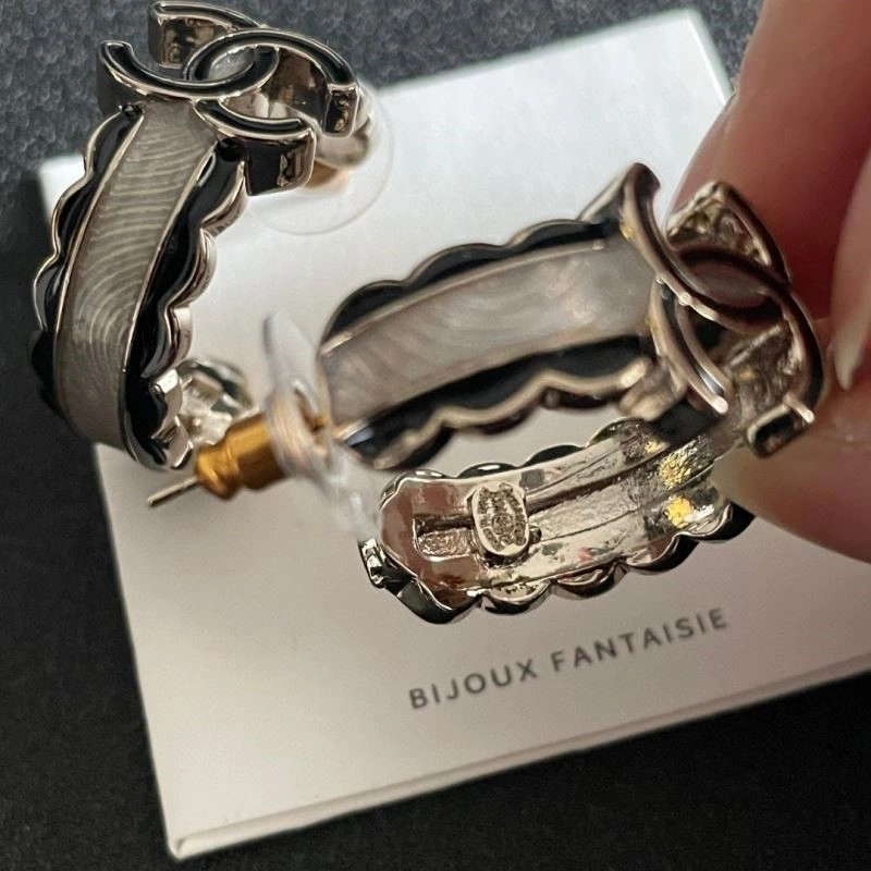 Vibrant Chanel Earrings 223882