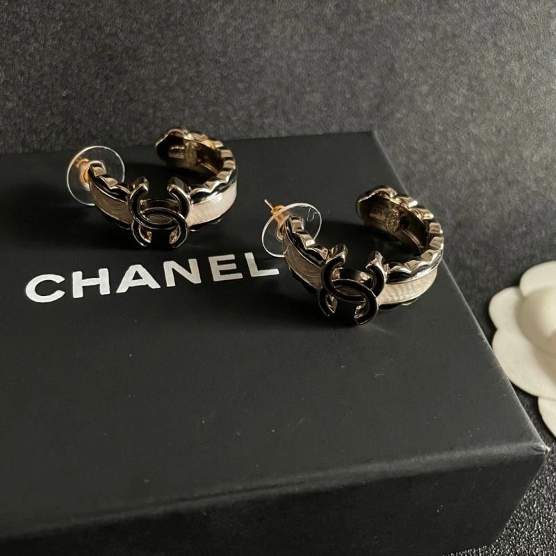 Vibrant Chanel Earrings 223882