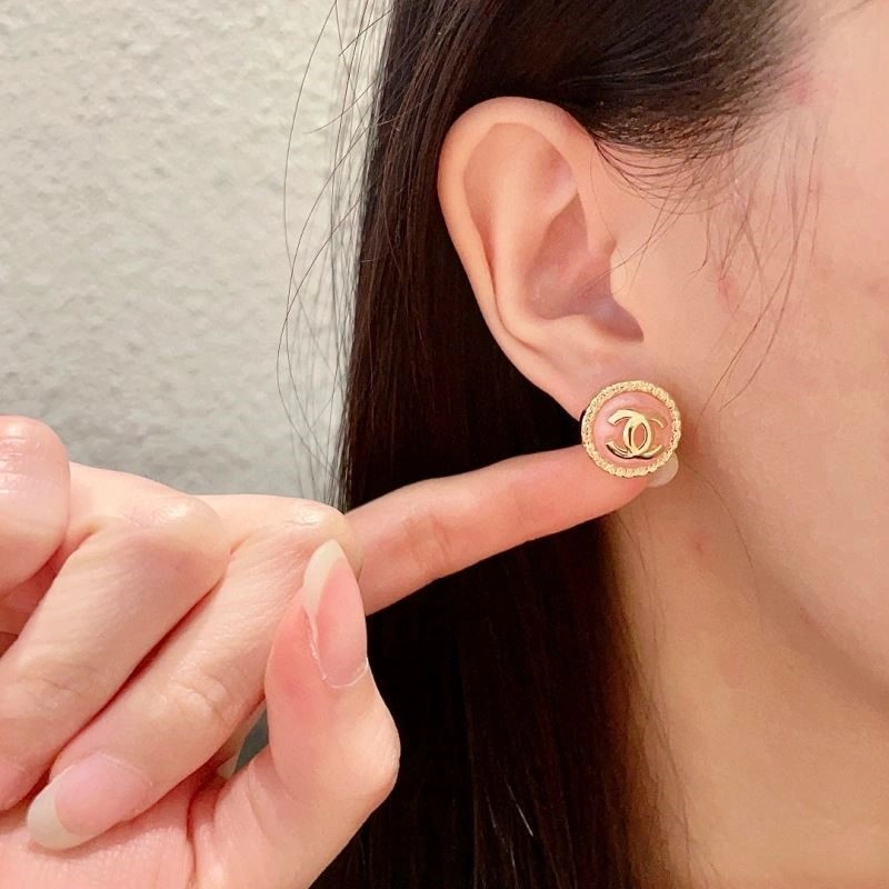 Chanel Earrings Durable 223870