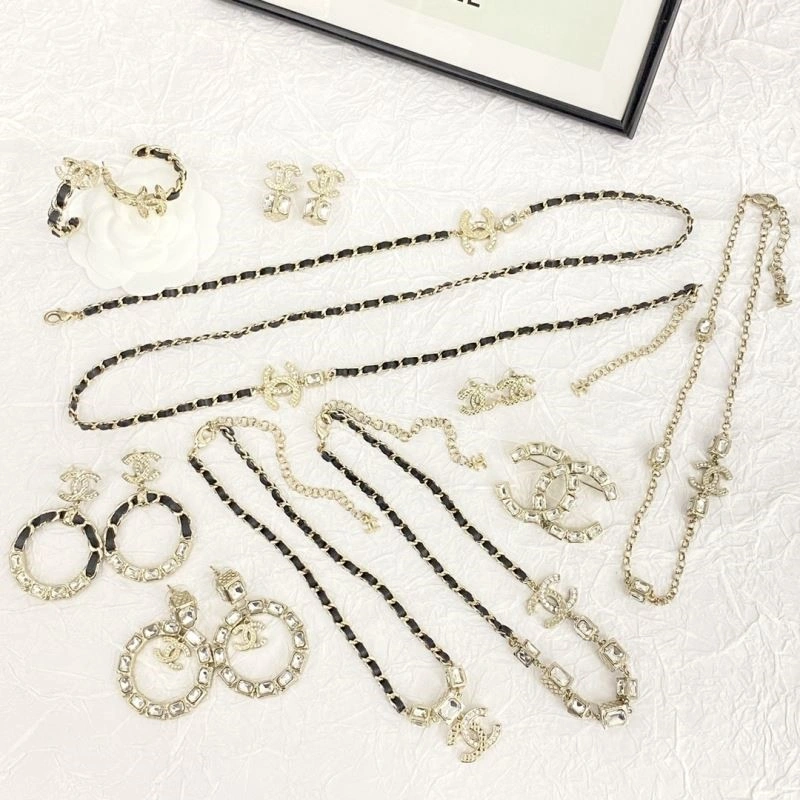 DailyWear Chanel Earrings 223863