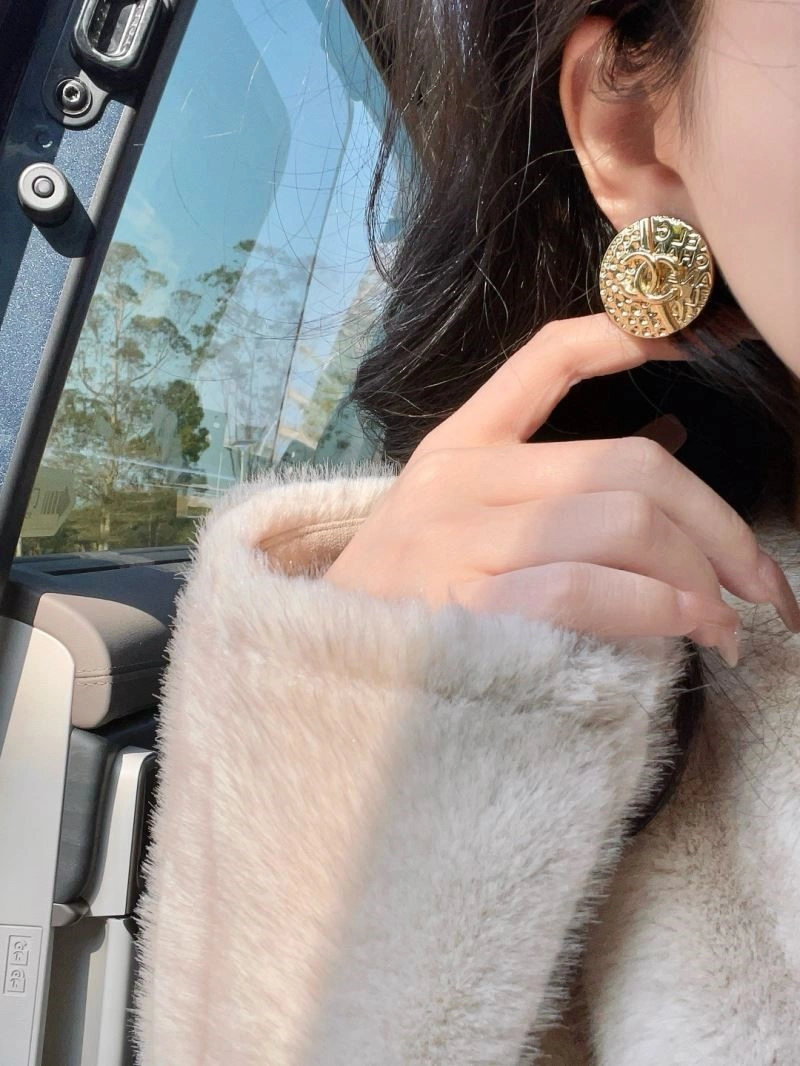Chanel Earrings Lightweight 223873