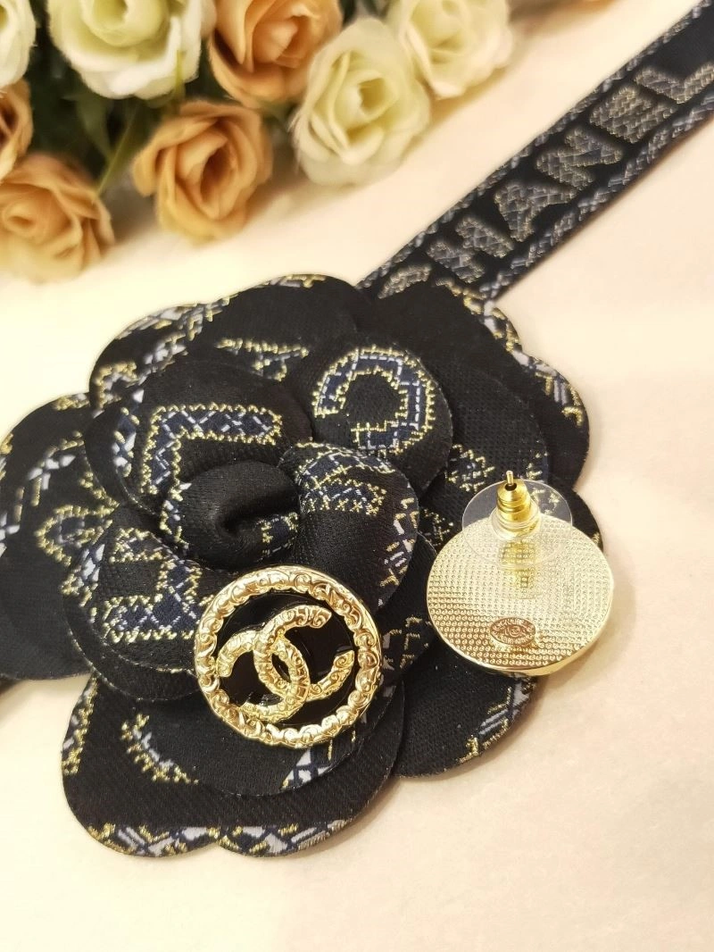 Chanel Earrings Comfortable 223844