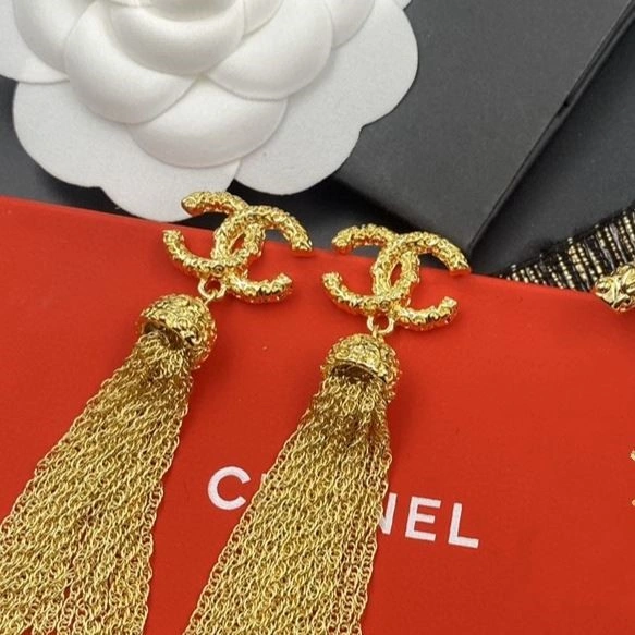 Breathable Chanel Earrings 223851