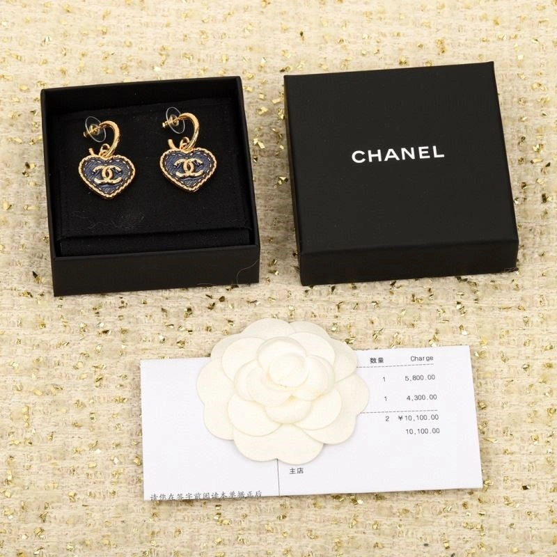 Neat Chanel Earrings 223826