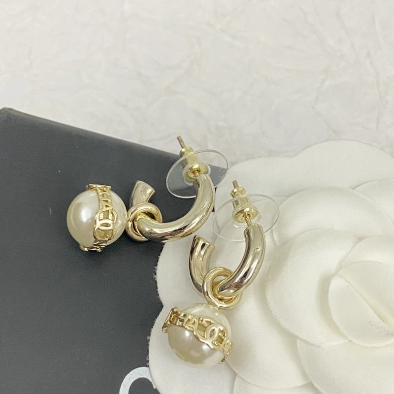 TechFriendly Chanel Earrings 223831