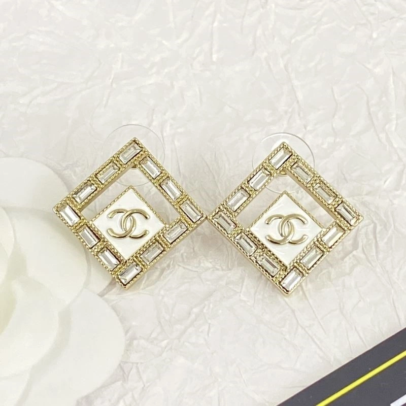 RelaxedFit Chanel Earrings 223837
