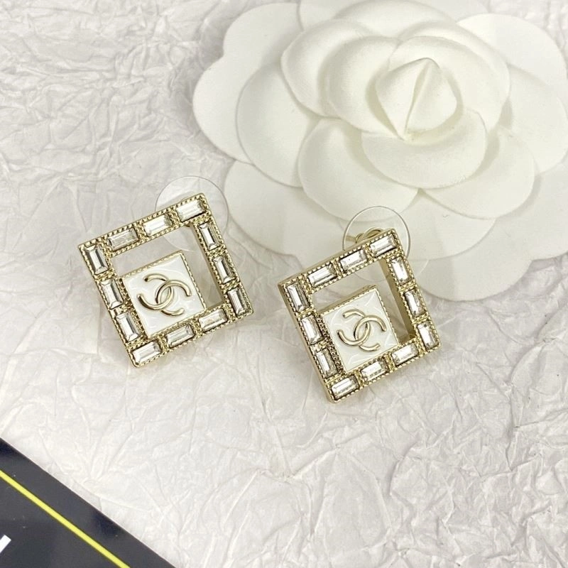 RelaxedFit Chanel Earrings 223837
