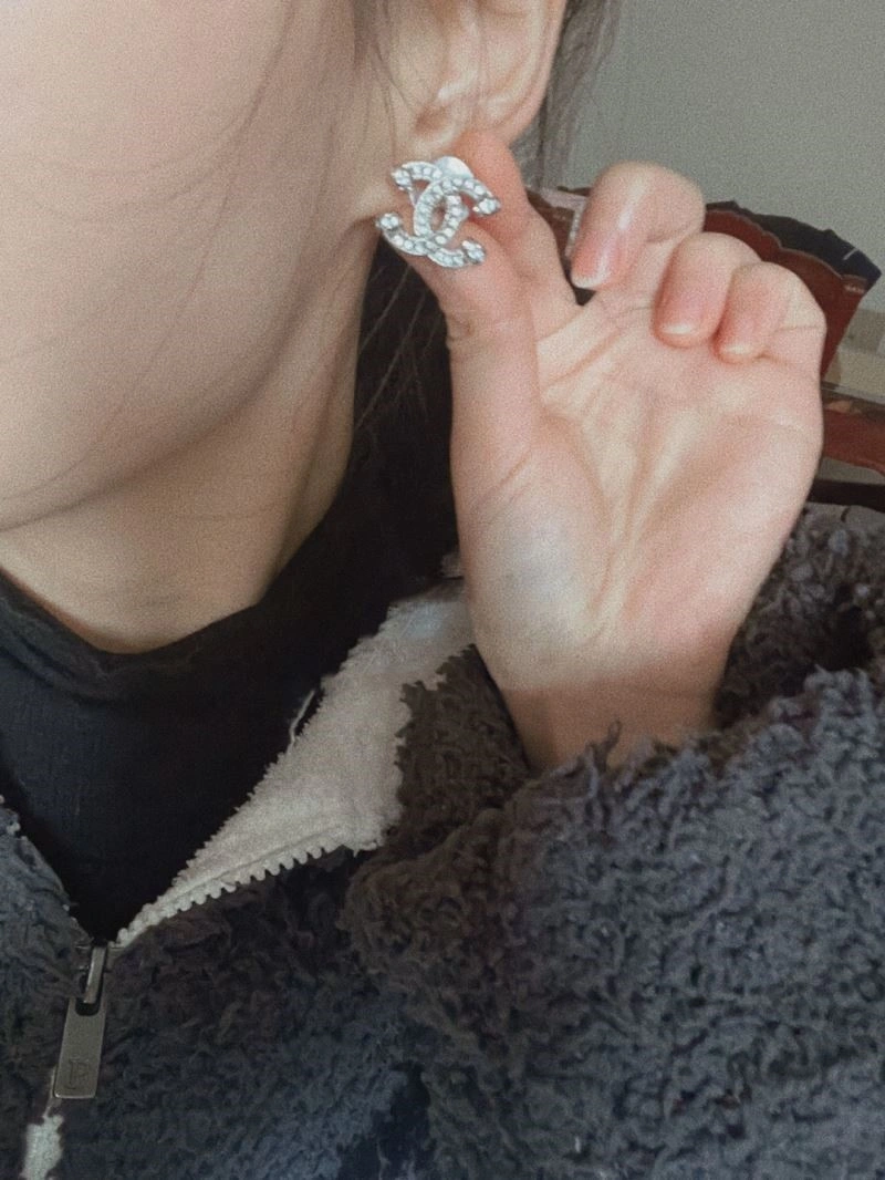 ZeroBulk Chanel Earrings 223835