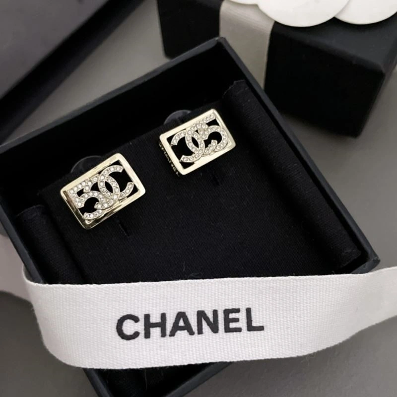 WrinkleFree Chanel Earrings 223841