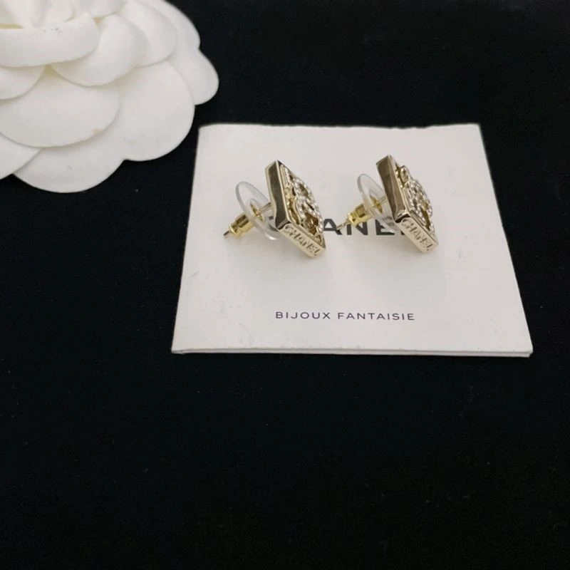 WrinkleFree Chanel Earrings 223841