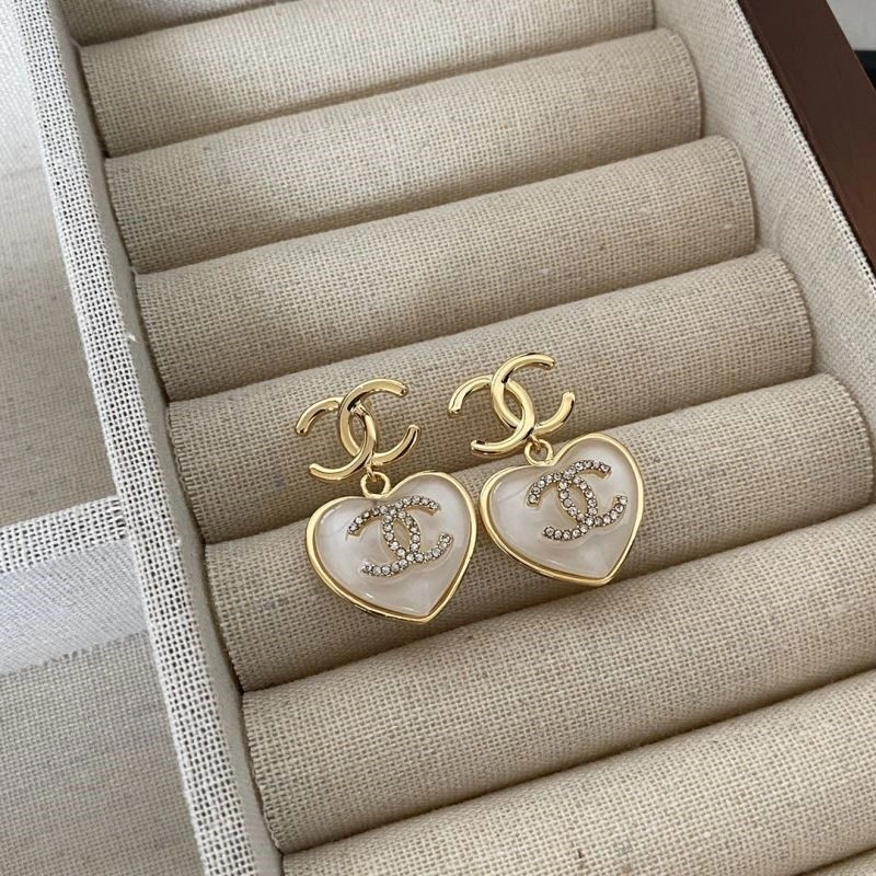 Comfortable Chanel Earrings 223807