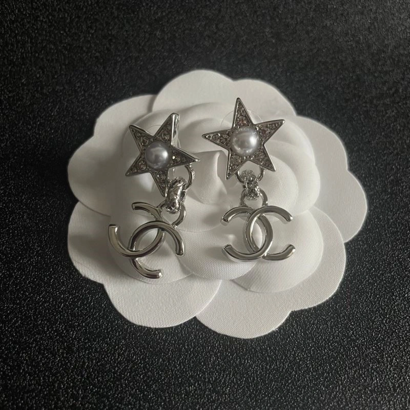 Breathable Chanel Earrings 223820