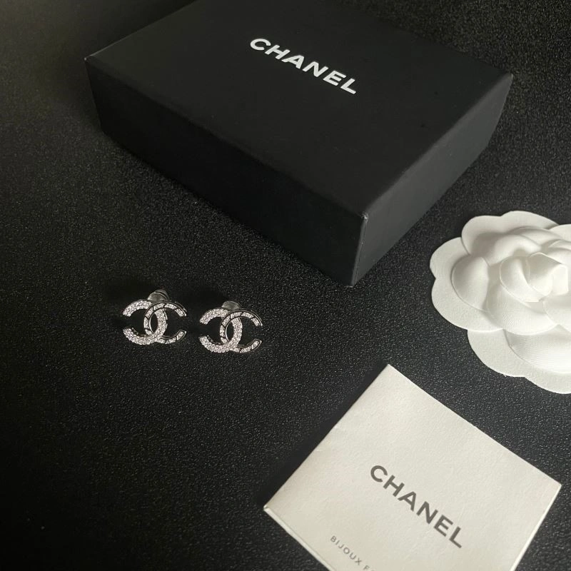Chanel Earrings Practical 223812